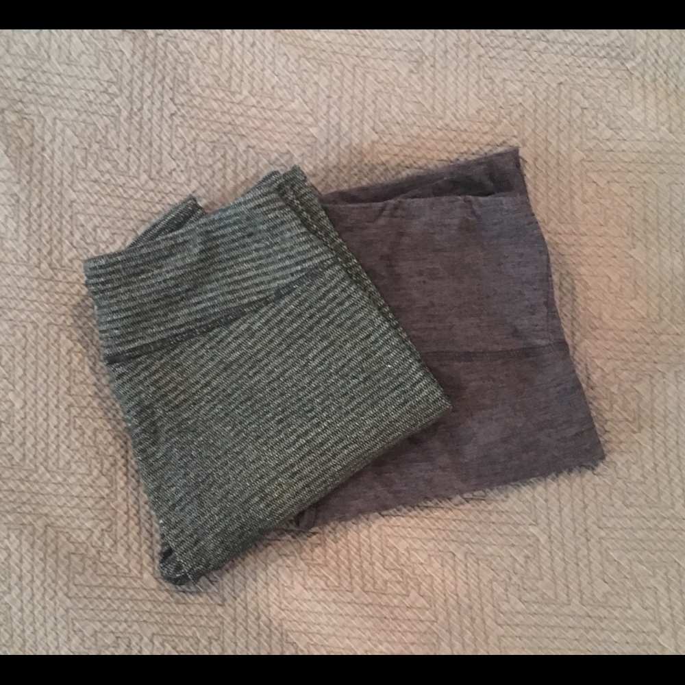 Two pairs yoga leggings size small gray colors